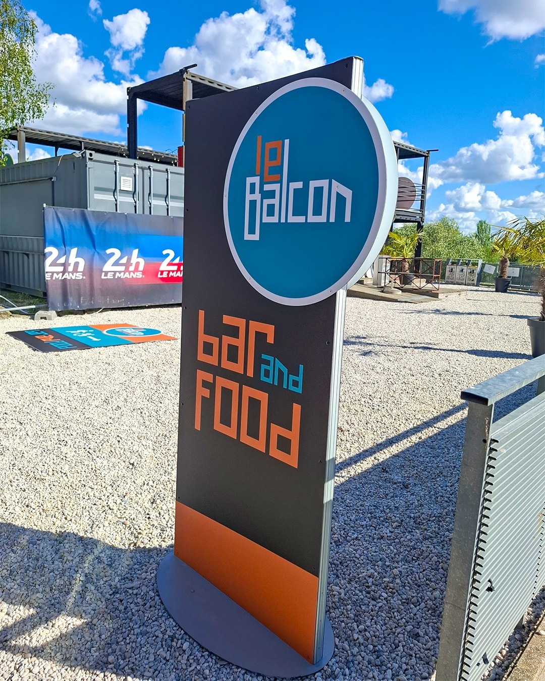 TOTEM LE BALCON 24H MANS